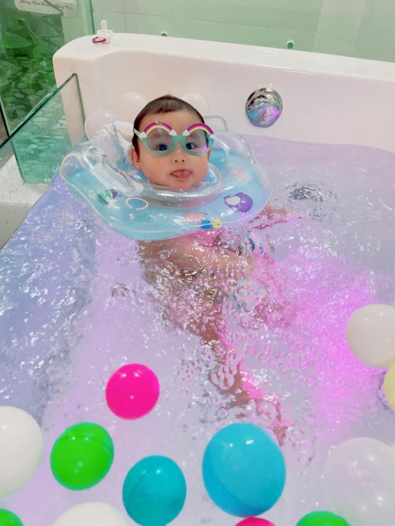 Hy Baby Float
