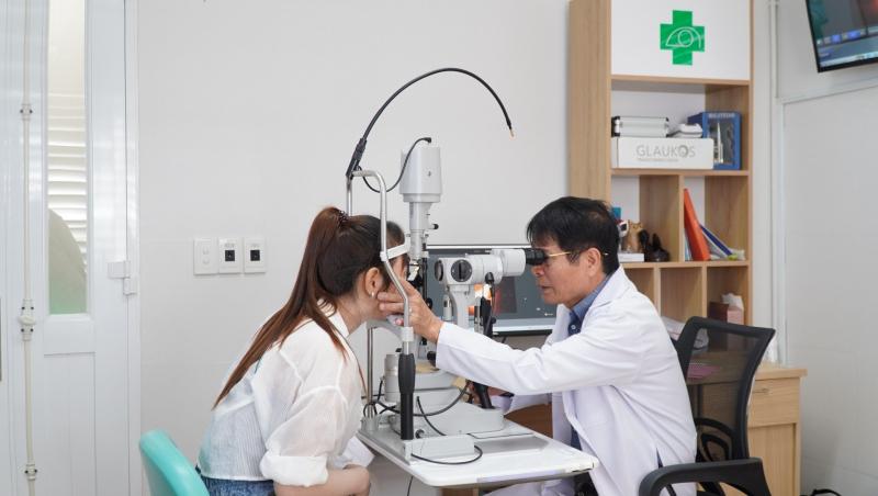 Mắt kính BV Sài Gòn