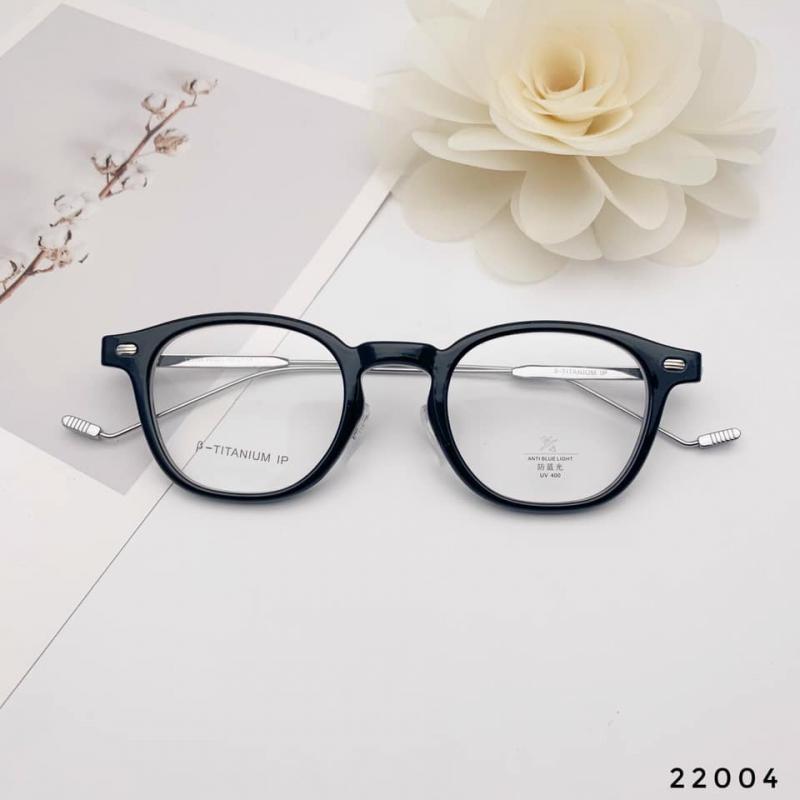 Mắt kính Sao Việt