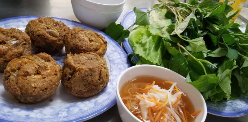 Bánh Cống Cô Út - Lý Tự Trọng