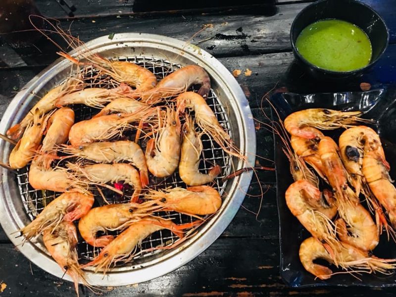Buffet Lẩu và Nướng Cô 3 Còi