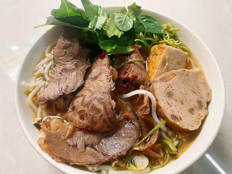 Bún Bò Huế Hữu Thọ