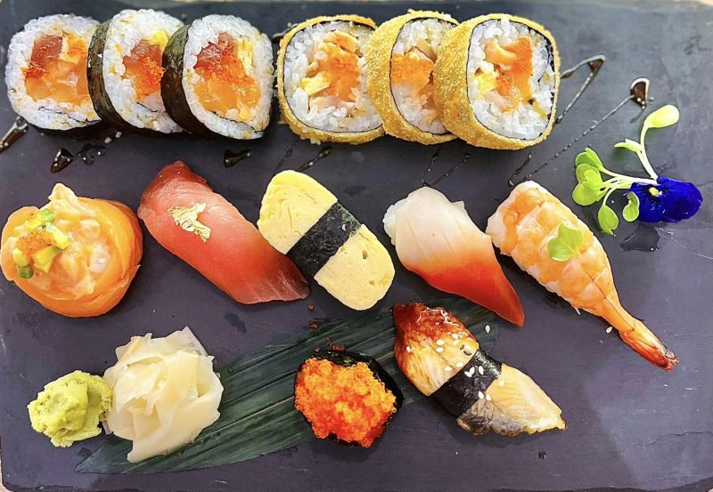 Clam Izakaya Sushi Cần Thơ