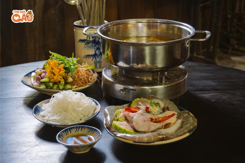 Cơm Nhà Cáo