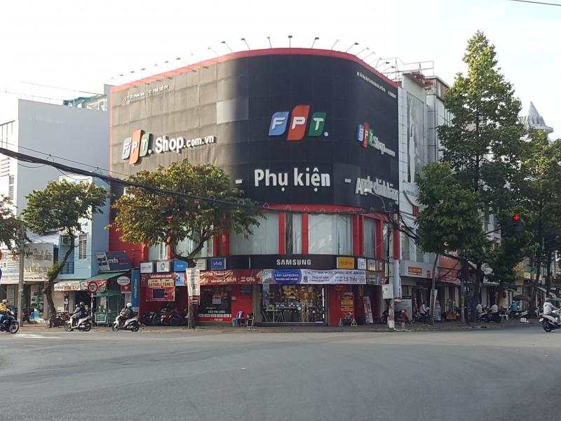 FPT Shop