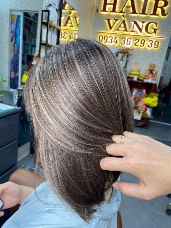 Hair Salon Vàng