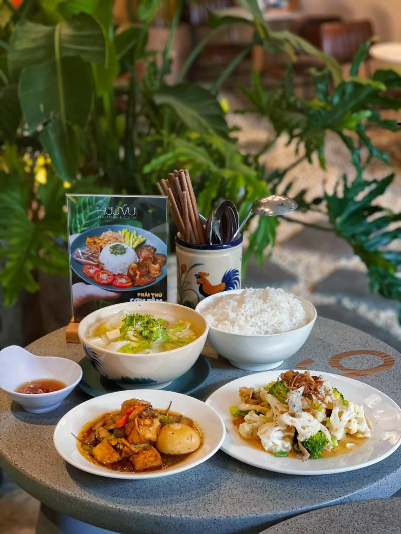 HUU VUI Vegetarian & Coffee