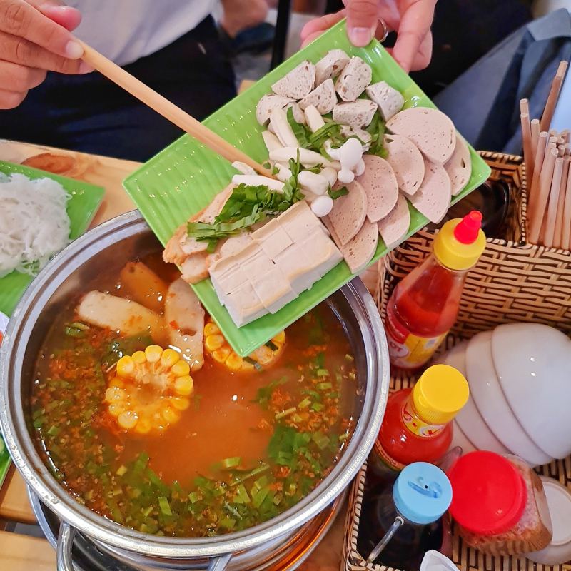 Lẩu Chay Chế Út