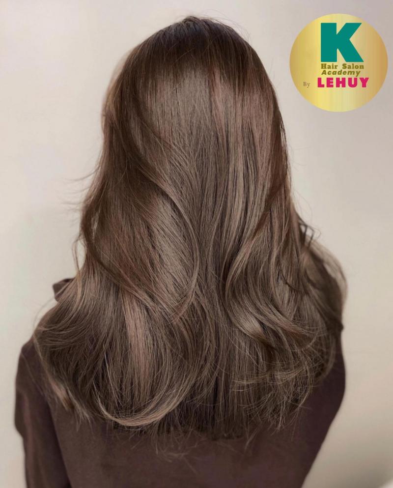 Salon Lê Huy