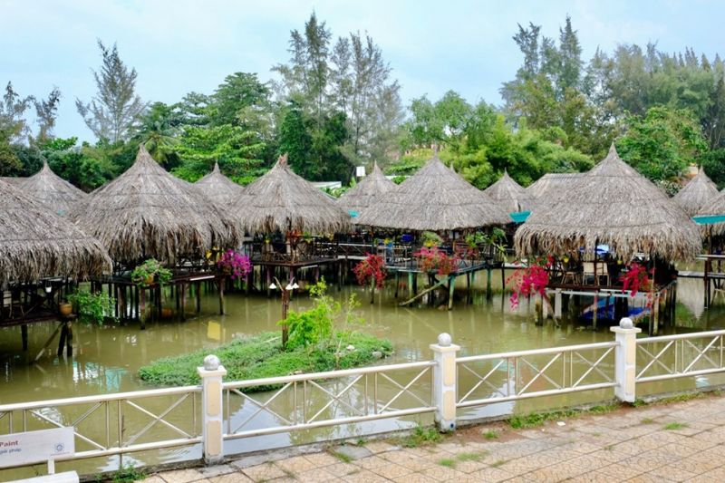 Nhà Hàng Hoa Sứ