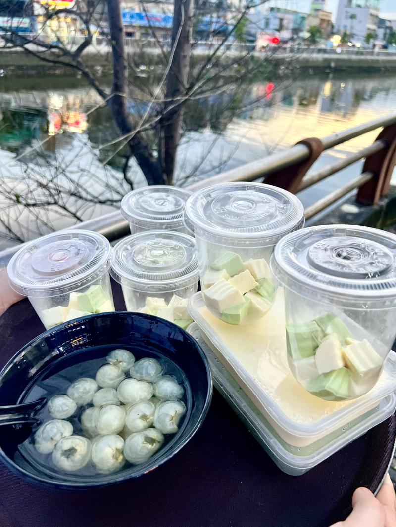 Tiệm Chè Nhà Gạo