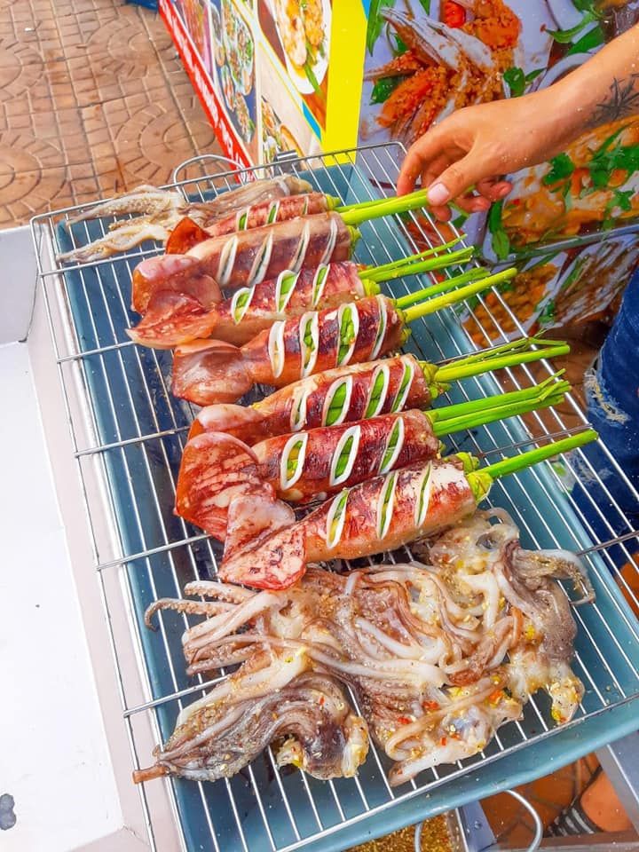 Tôm Hùm Hè Phố