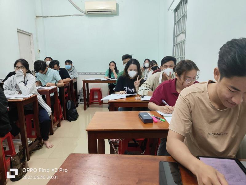 Trung tâm Ngoại ngữ Future thu hút nhiều học viên đến đăng ký tham gia học
