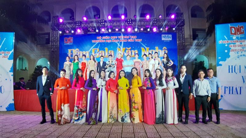 Trường Đại học Nam Cần Thơ
