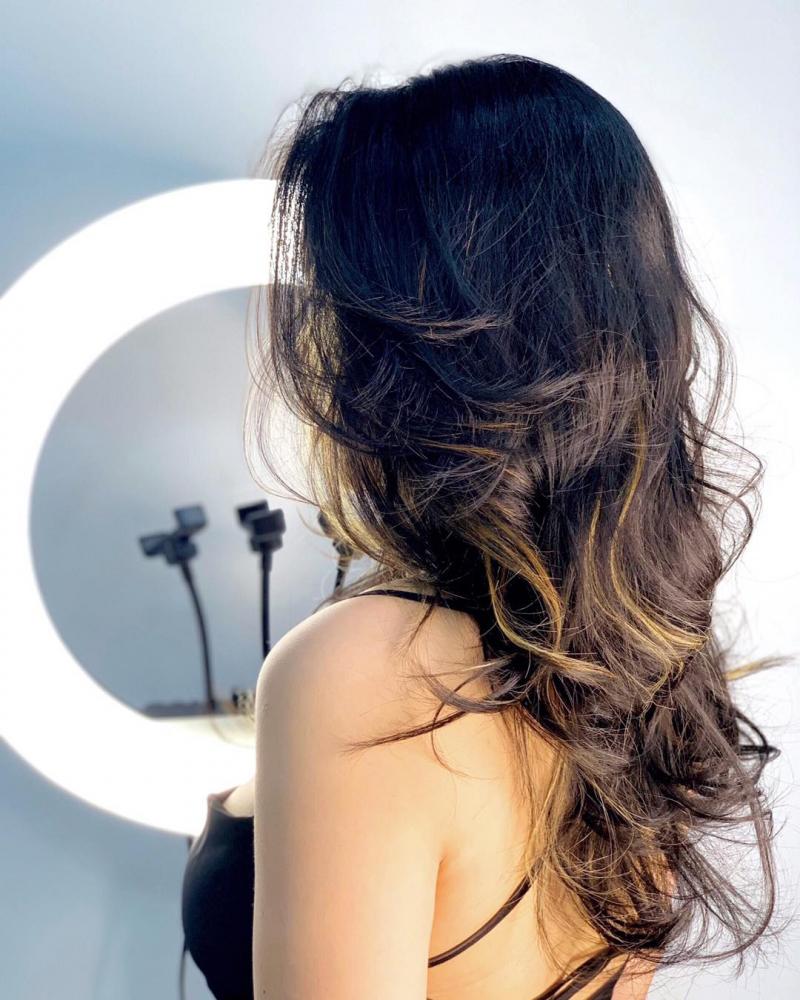 VŨ IRAN Hair Salon & Academy
